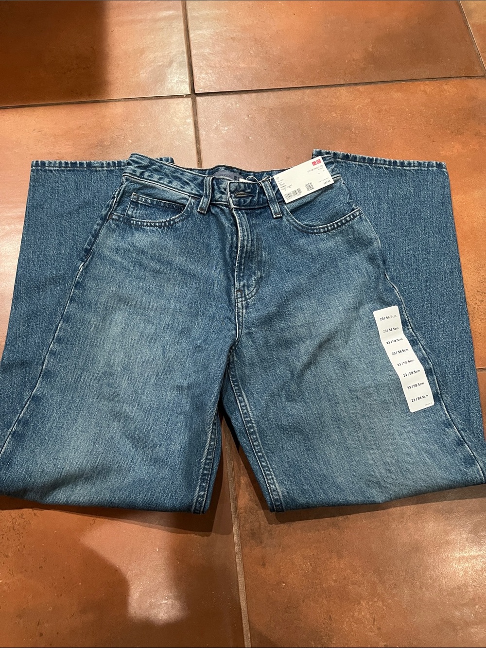 NWT Uniqlo x JWA 100% cotton jeans 65 blue size 23